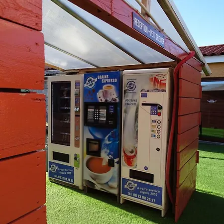 Acajou * Argeles-sur-Mer