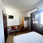 Hotel Acajou *