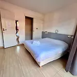 Hotel Acajou *