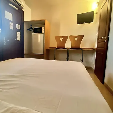 Acajou Hotel